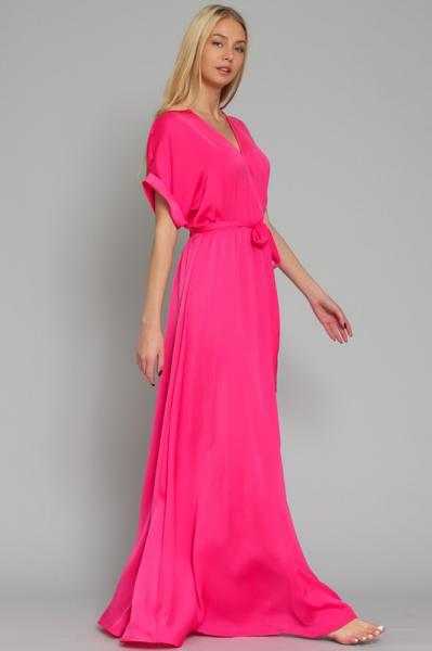 Side Blushing Beauty: The Pink Kimono Sleeve Belted Maxi Dress